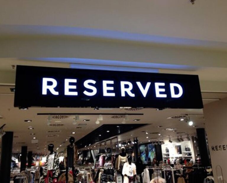 Leuchtkasten von Light & Sign für strahlende Werbung am Point of Sale