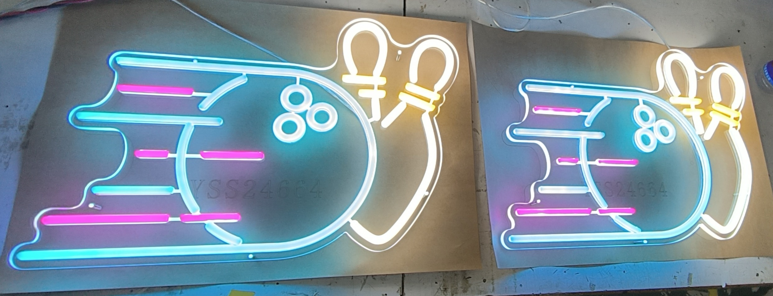 Stimmungsvolles LED Neon-Bowling-Design für Gastronomie