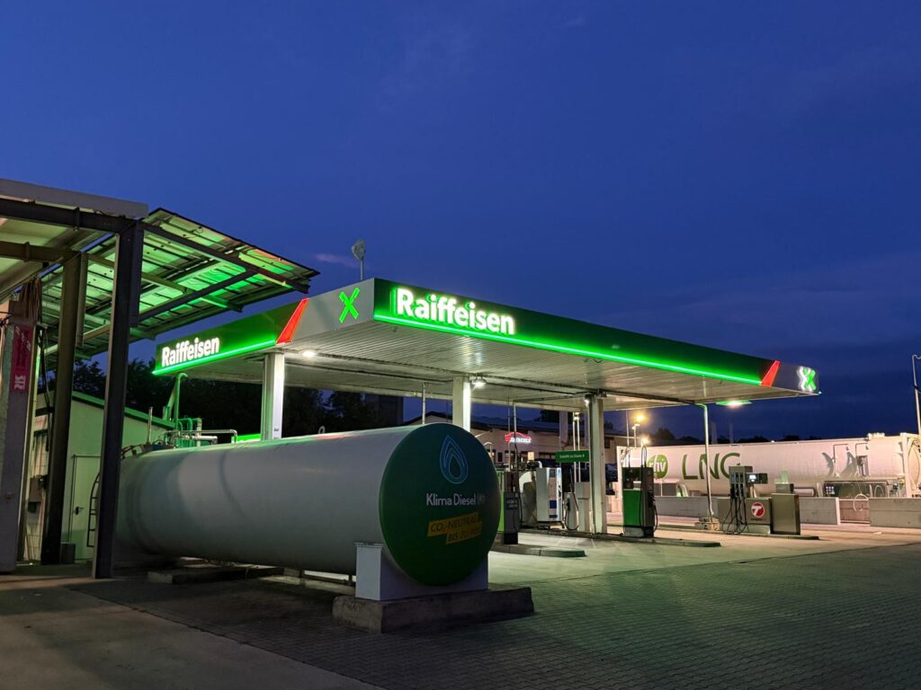 Raiffeisen petrol station Side view with LNG tank