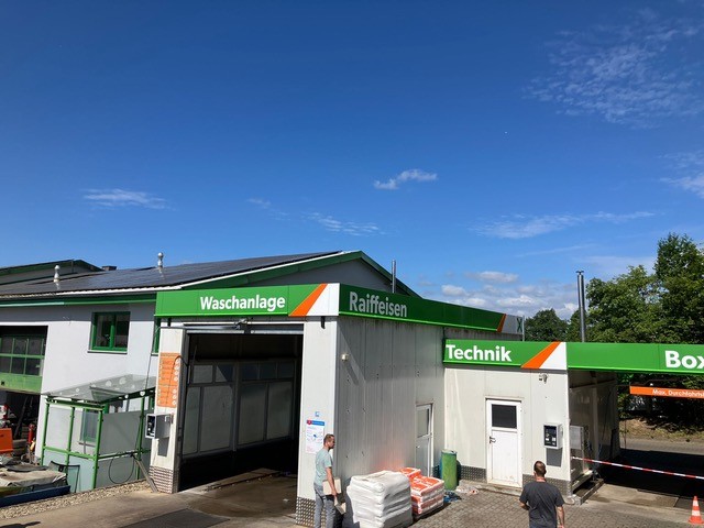 Raiffeisen car wash and technical area